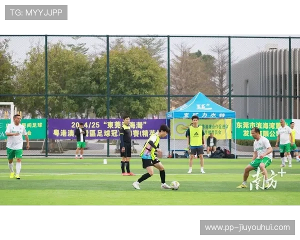 亳州业余足球比赛火热开赛 激烈对决展现地方足球风采