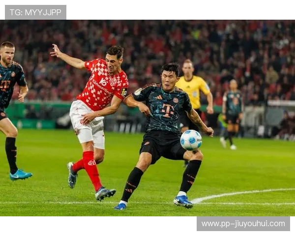 拜仁足球助威喇叭助力激情全场喊响激情誓言迎接冠军荣耀