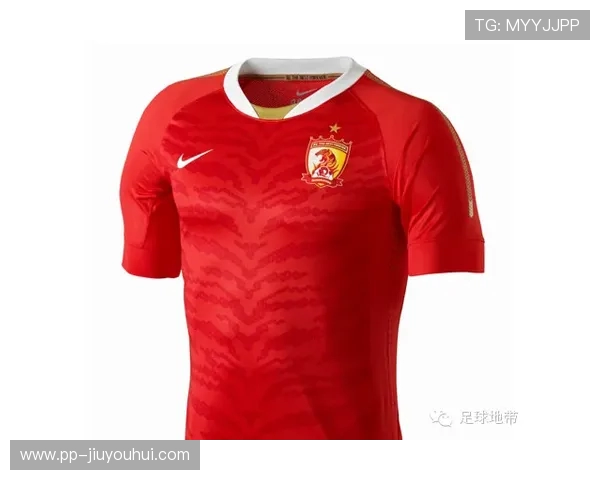 黄绿配色足球队设计理念探讨与视觉冲击效果分析